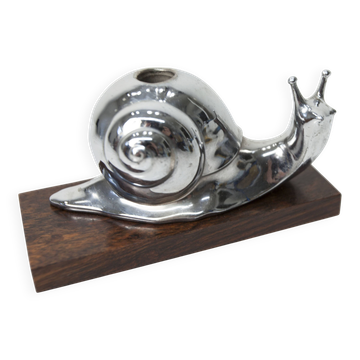 Bougeoir escargot en argent sur socle en teck 1960