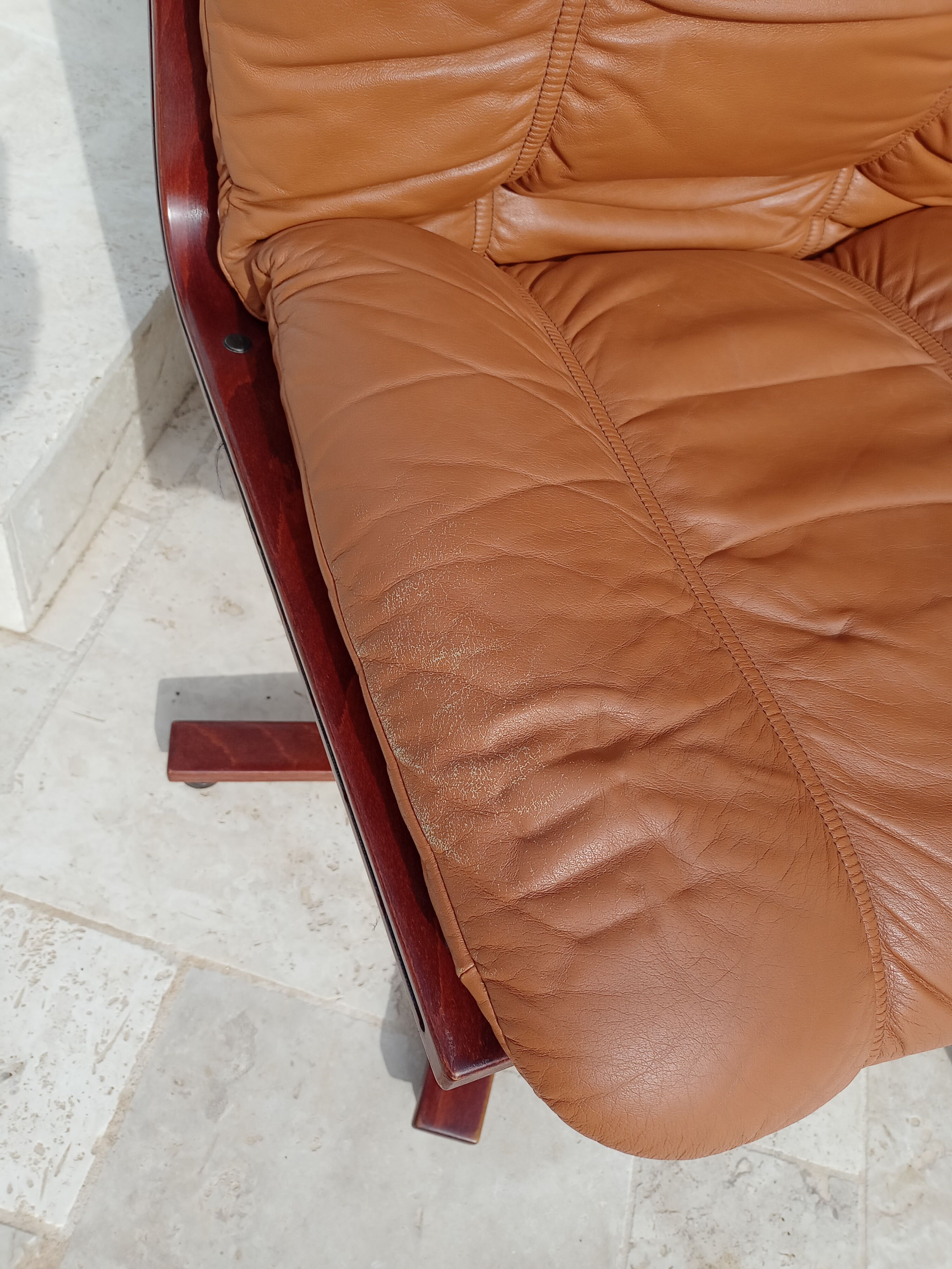 Scandinavian leather office chair Wesnofa