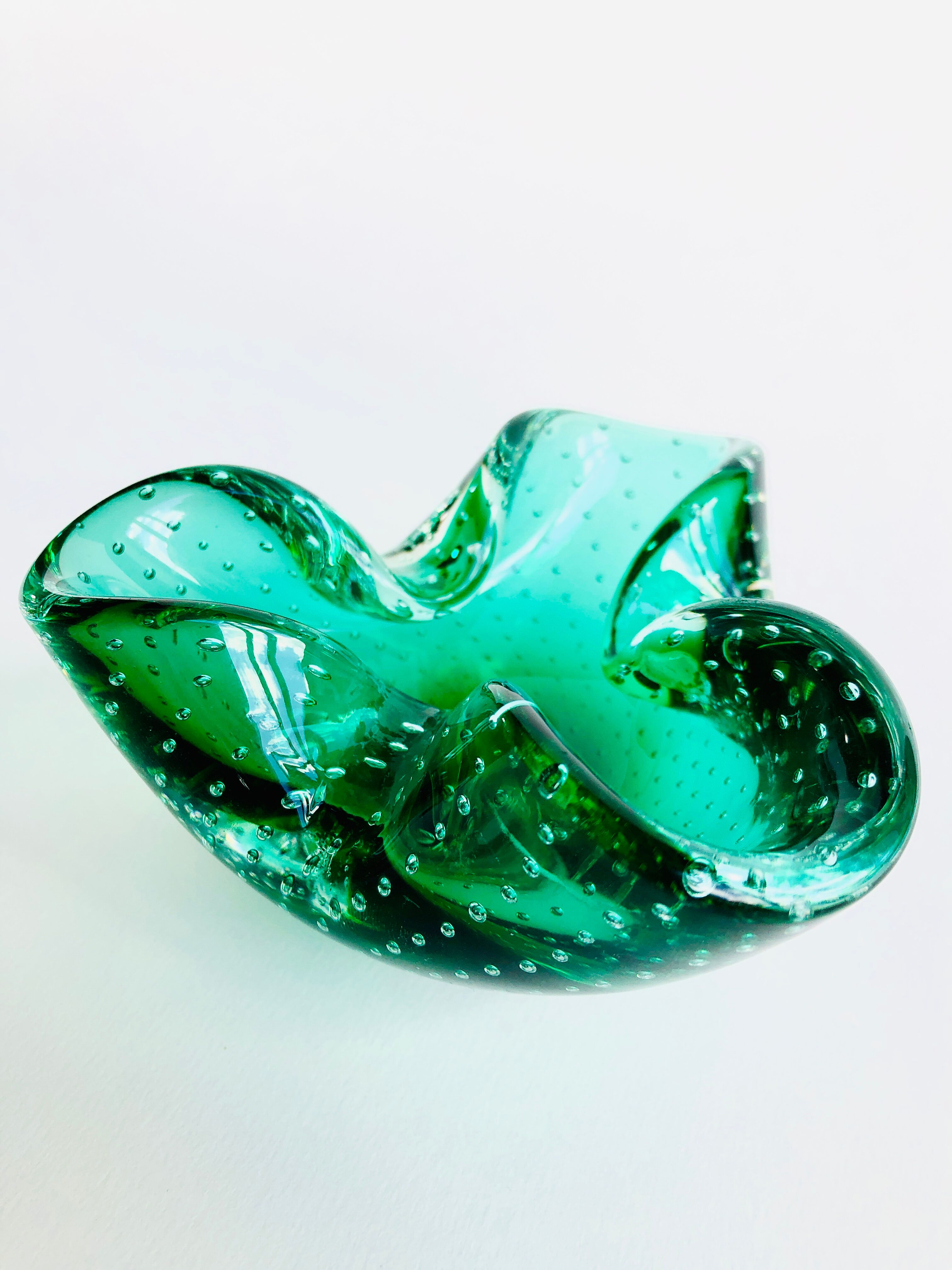 Empty pocket or vintage Italian ashtray in Murano bullicante glass, 1970