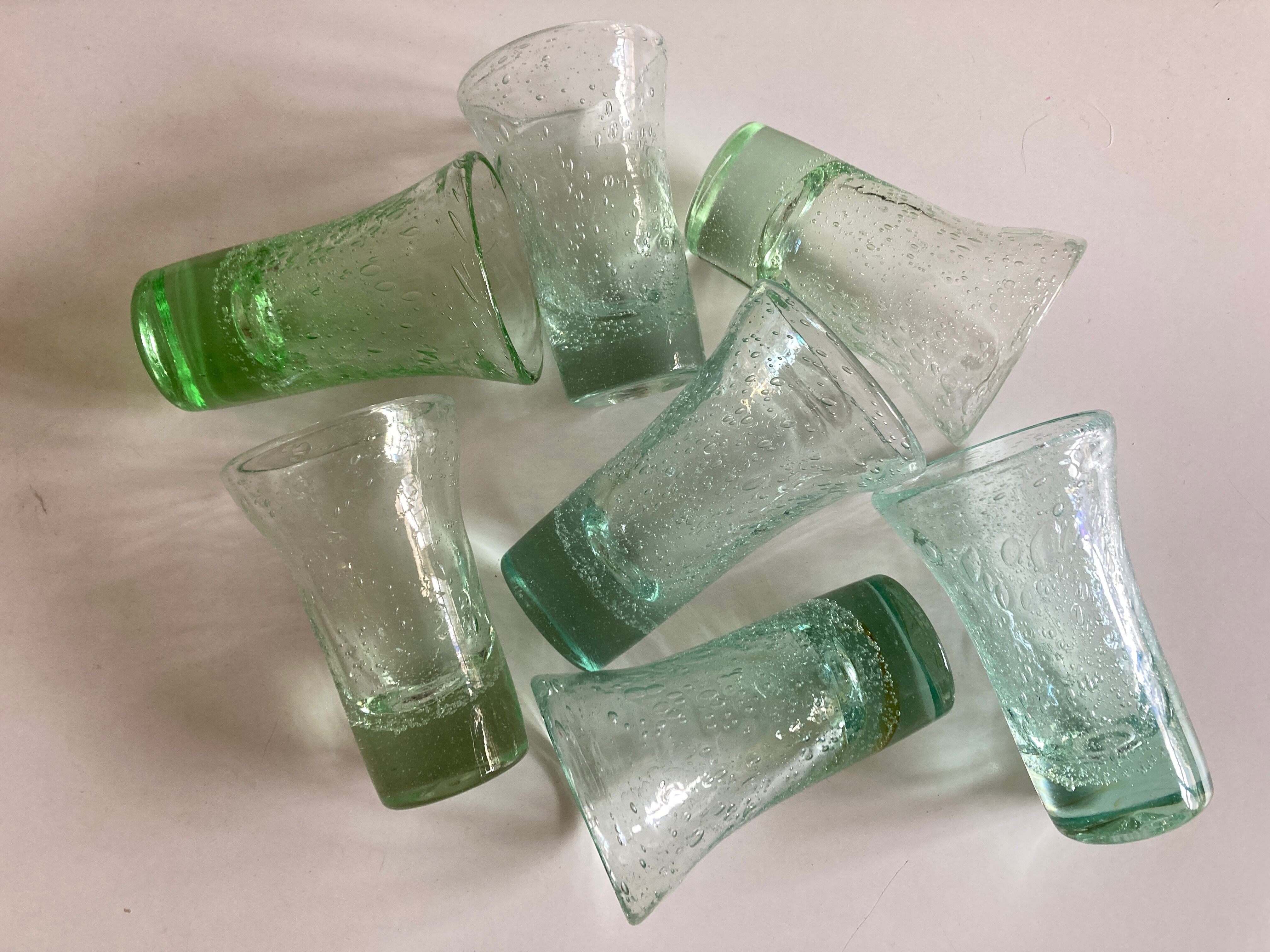 Set of 7 Biot cups in bubbled glass 1970