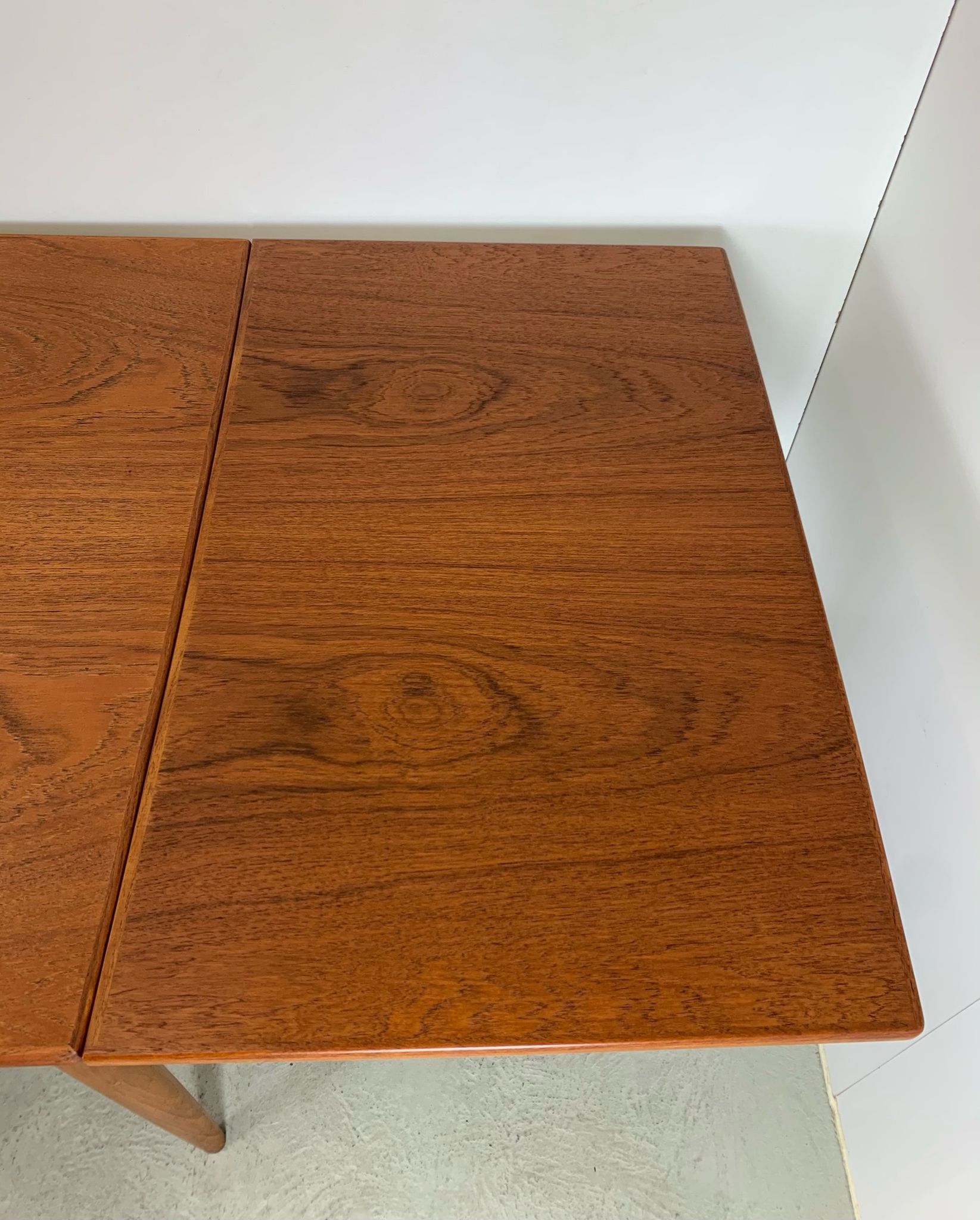 Table à manger en teck danois par Kai Kristiansen années 1960