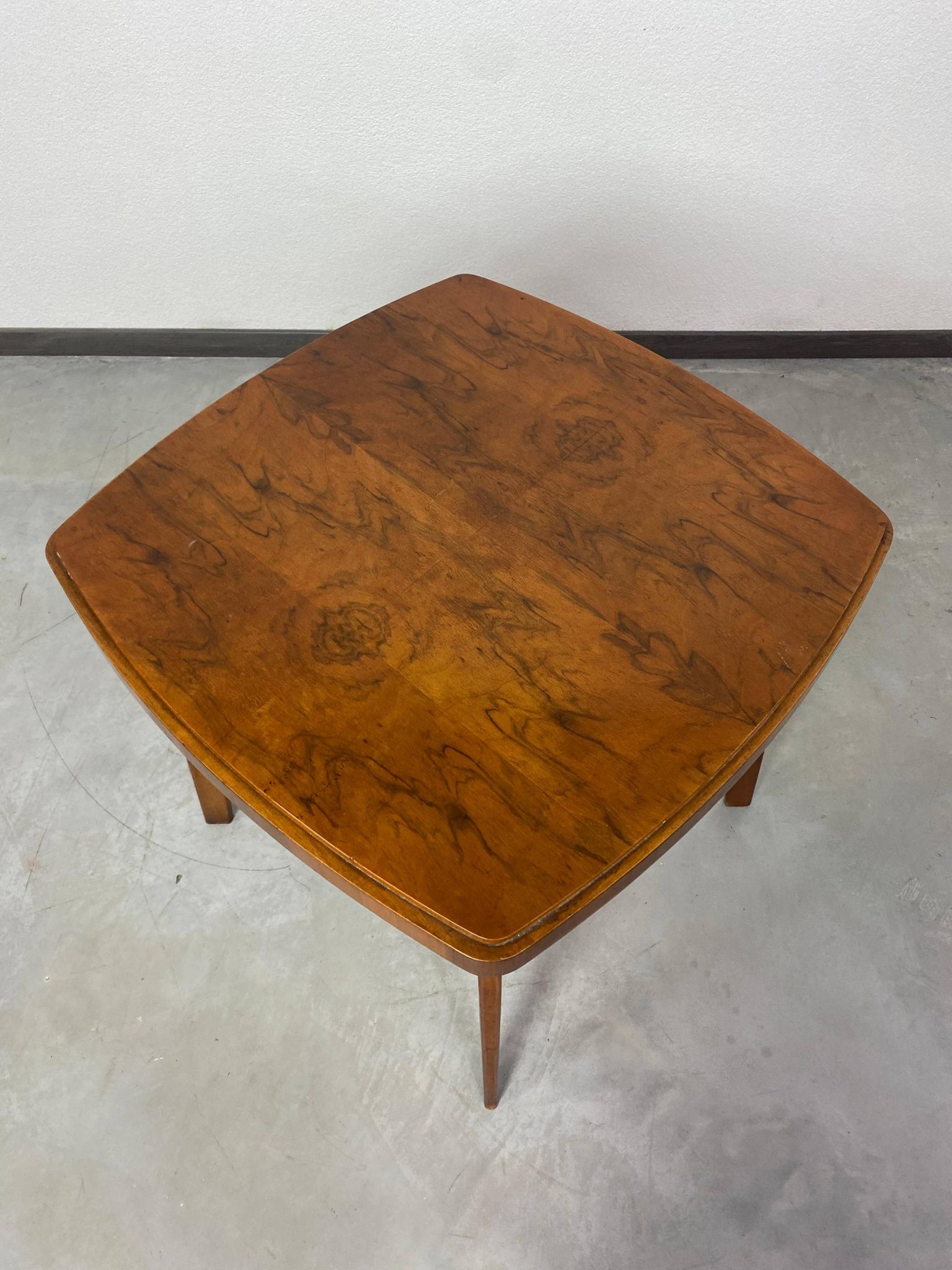 Crab coffee table by architect Jindřich Halabala for Tatra NP