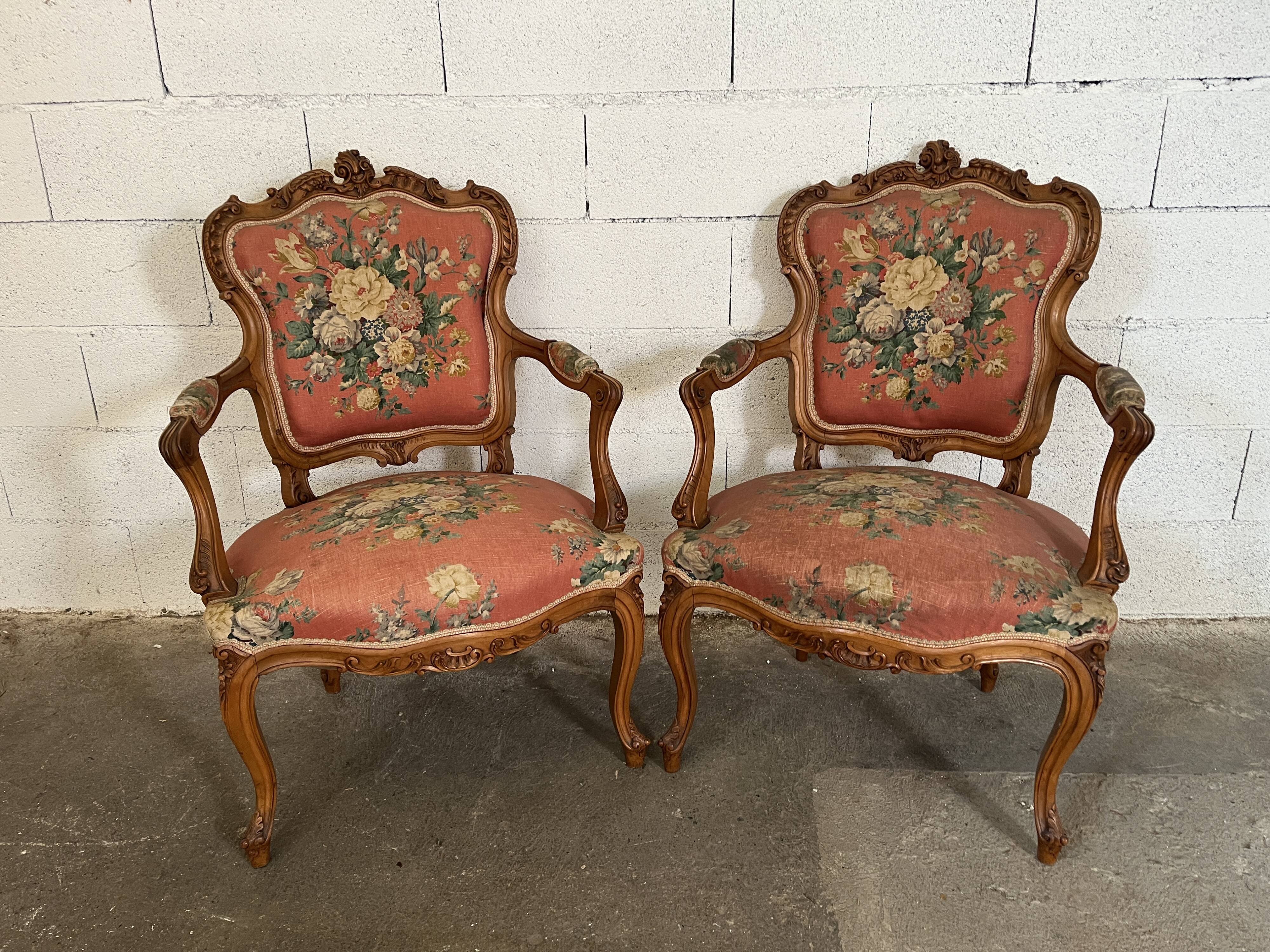 Pair of convertible armchairs