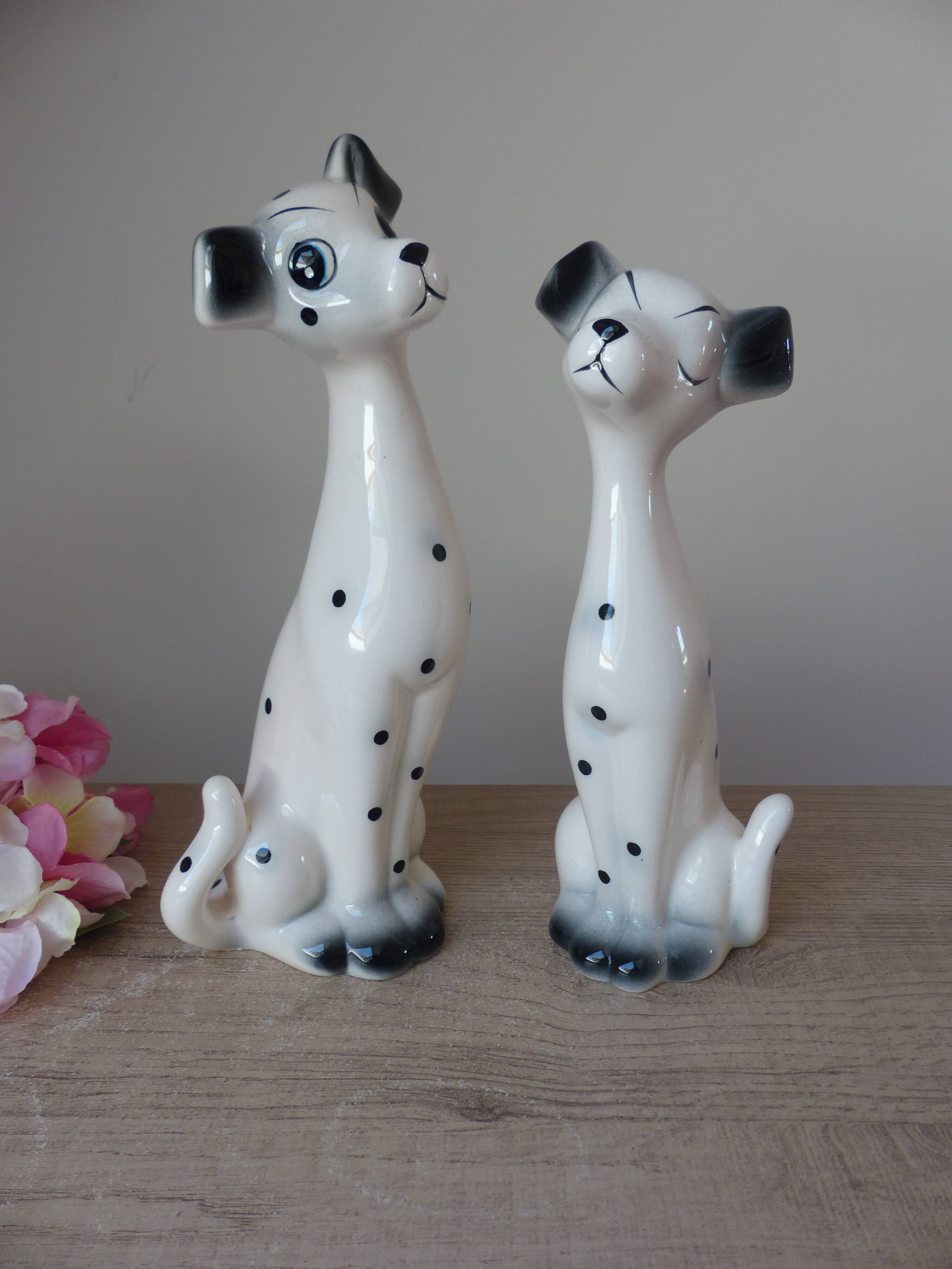 Couple of romantic Dalmatian figurines in ceramic – 1970s