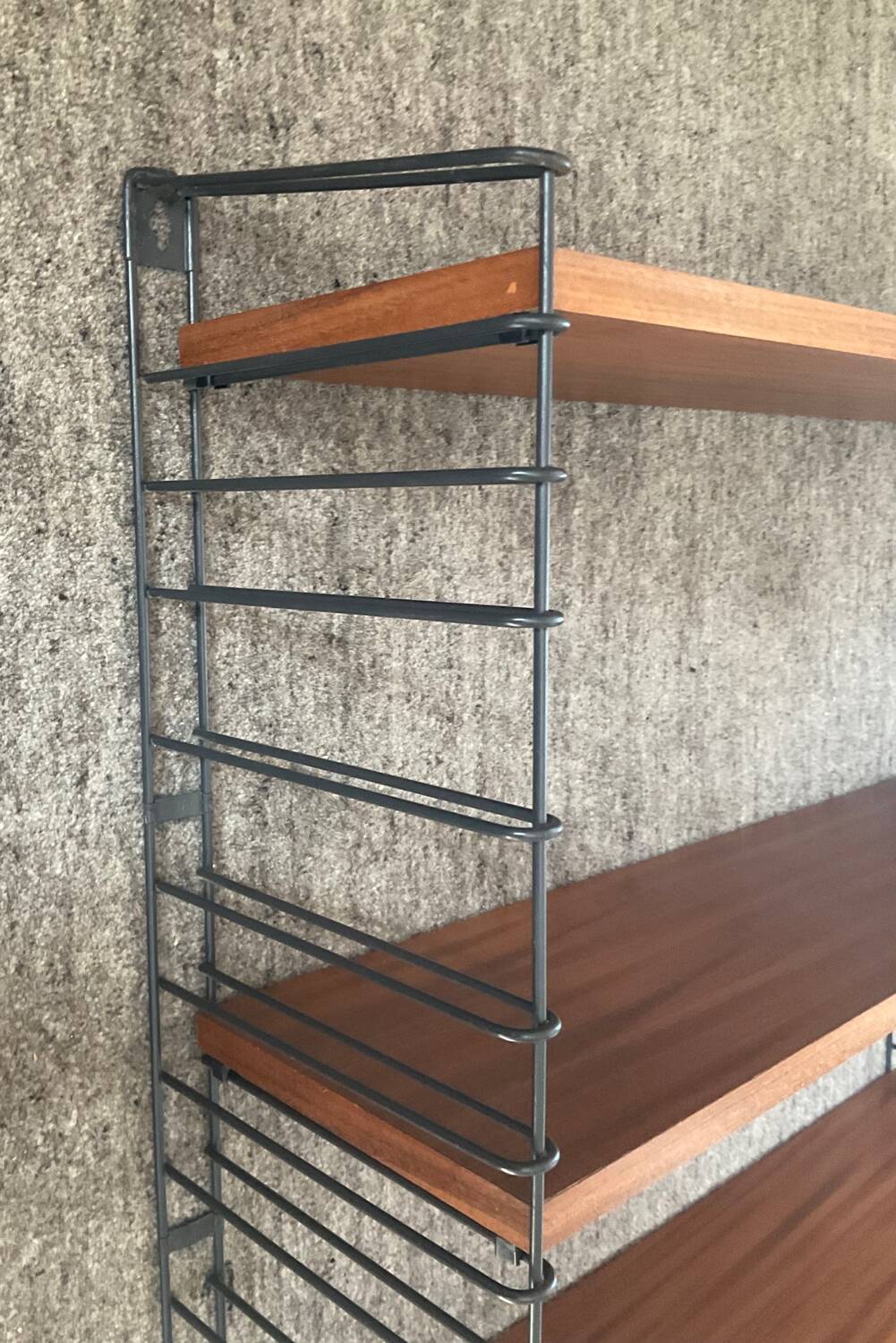 Tomado shelf from the 60s in teak and metal