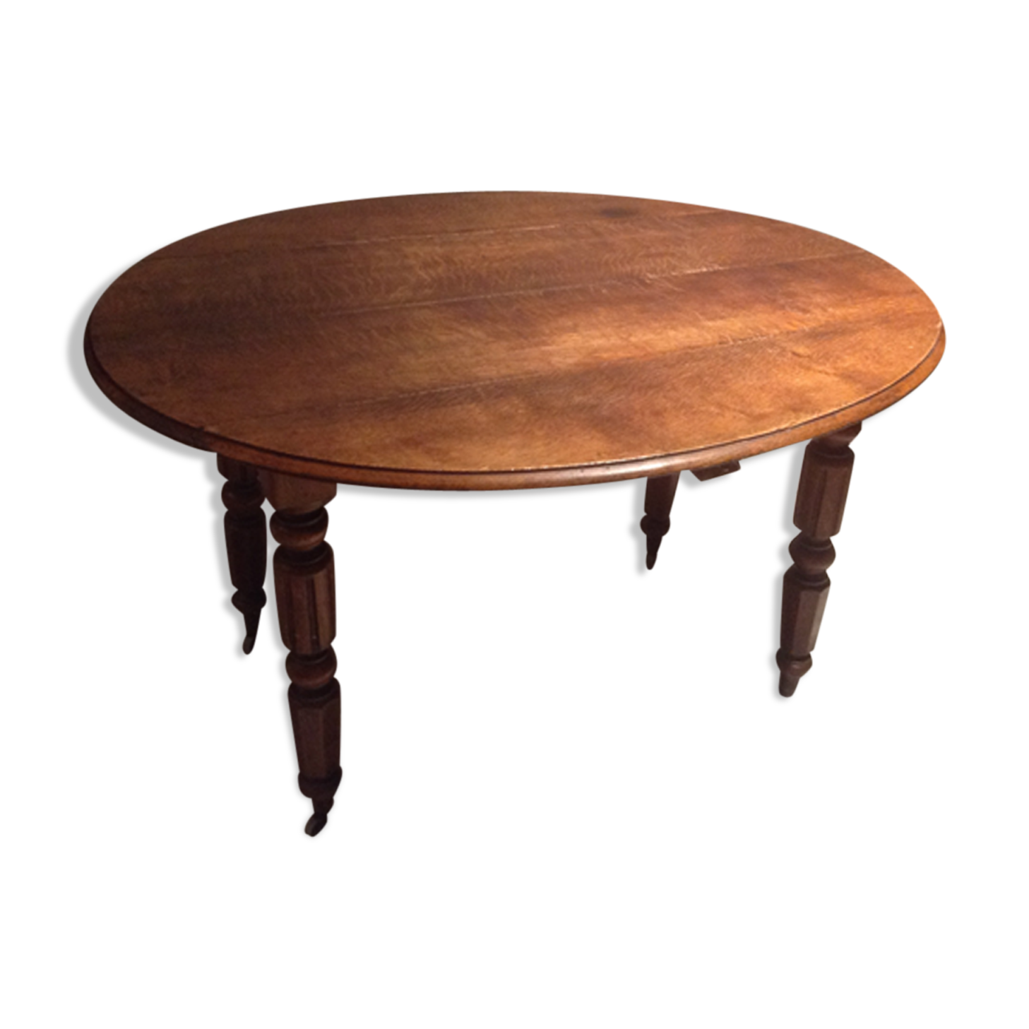 Table ovale en chêne