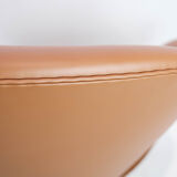 Swan chair, model 3320, designed by Arne Jacobsen in 1958