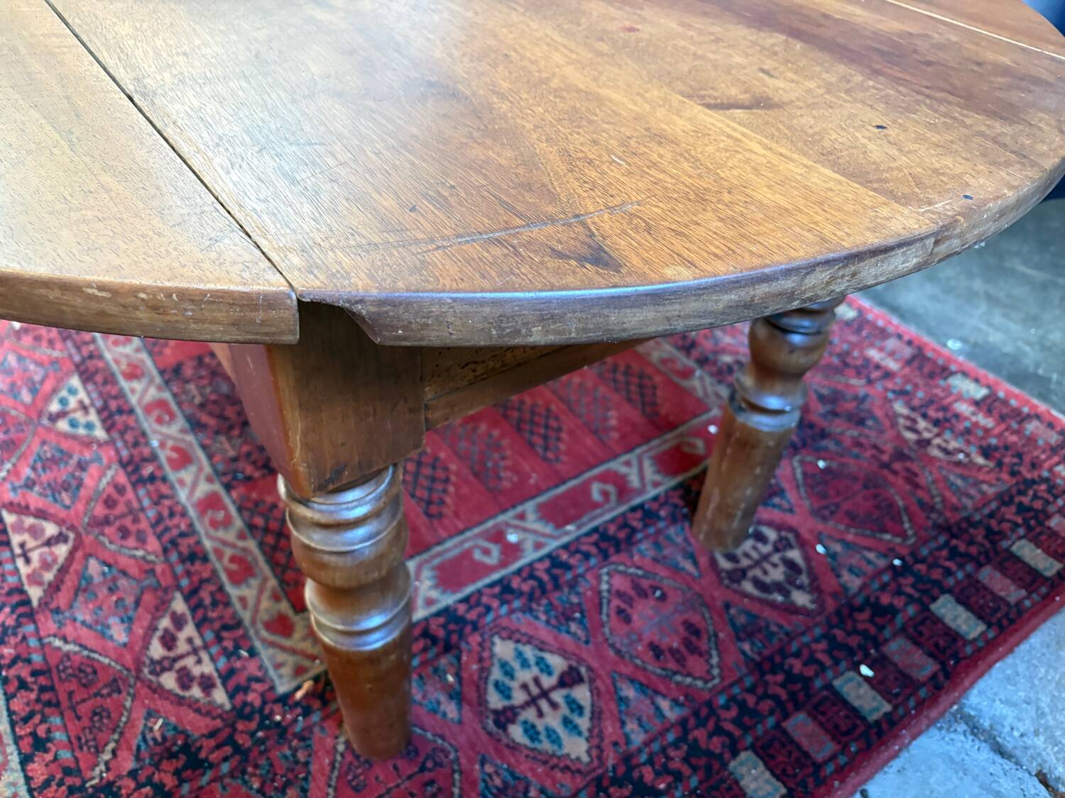 Table basse ovale à rabats