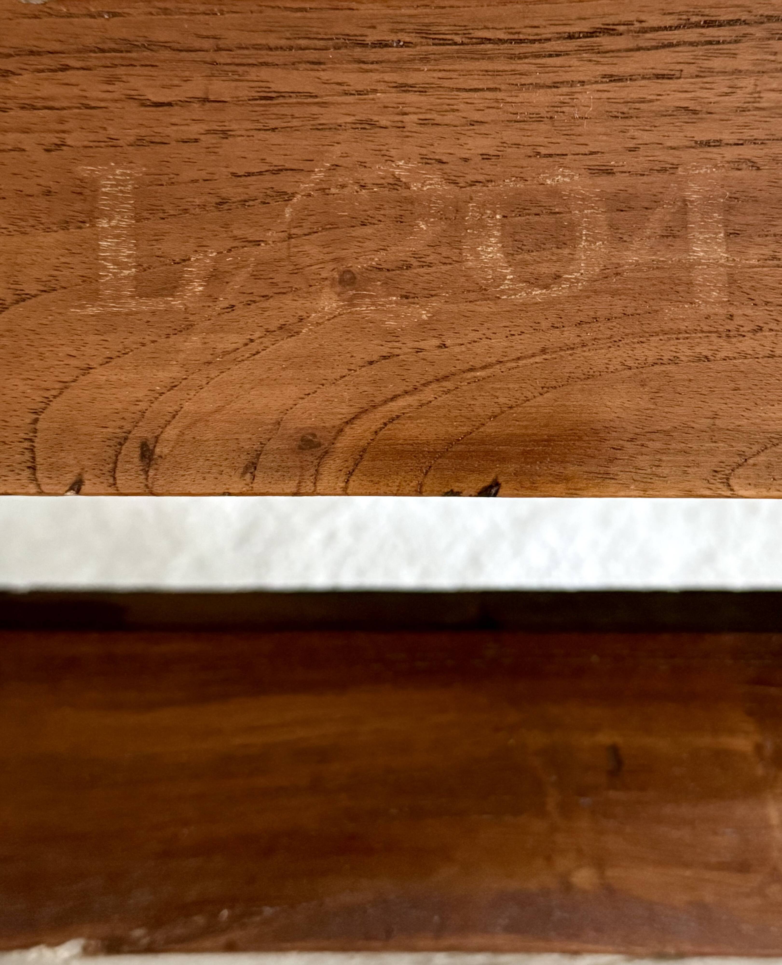 Pierre Jeanneret chaise modèle à  écritoire