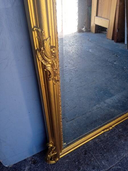 Miroir Louis XV bois doré ep XIX em - 144 cm