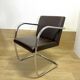 Chaise Brno Knoll par Ludwig Mies van der Rohe