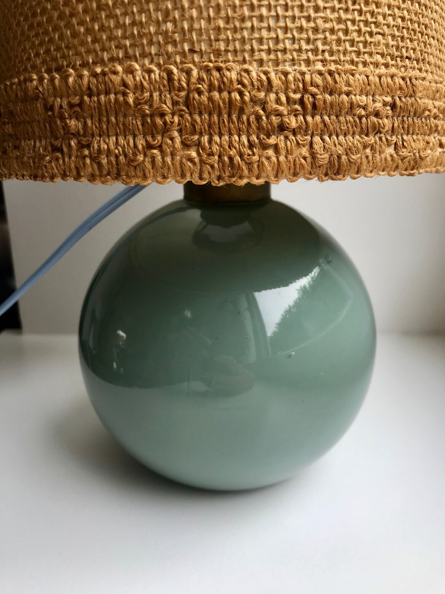 Table lamp with feet in water green opaline and woven lampshade 60s-70s