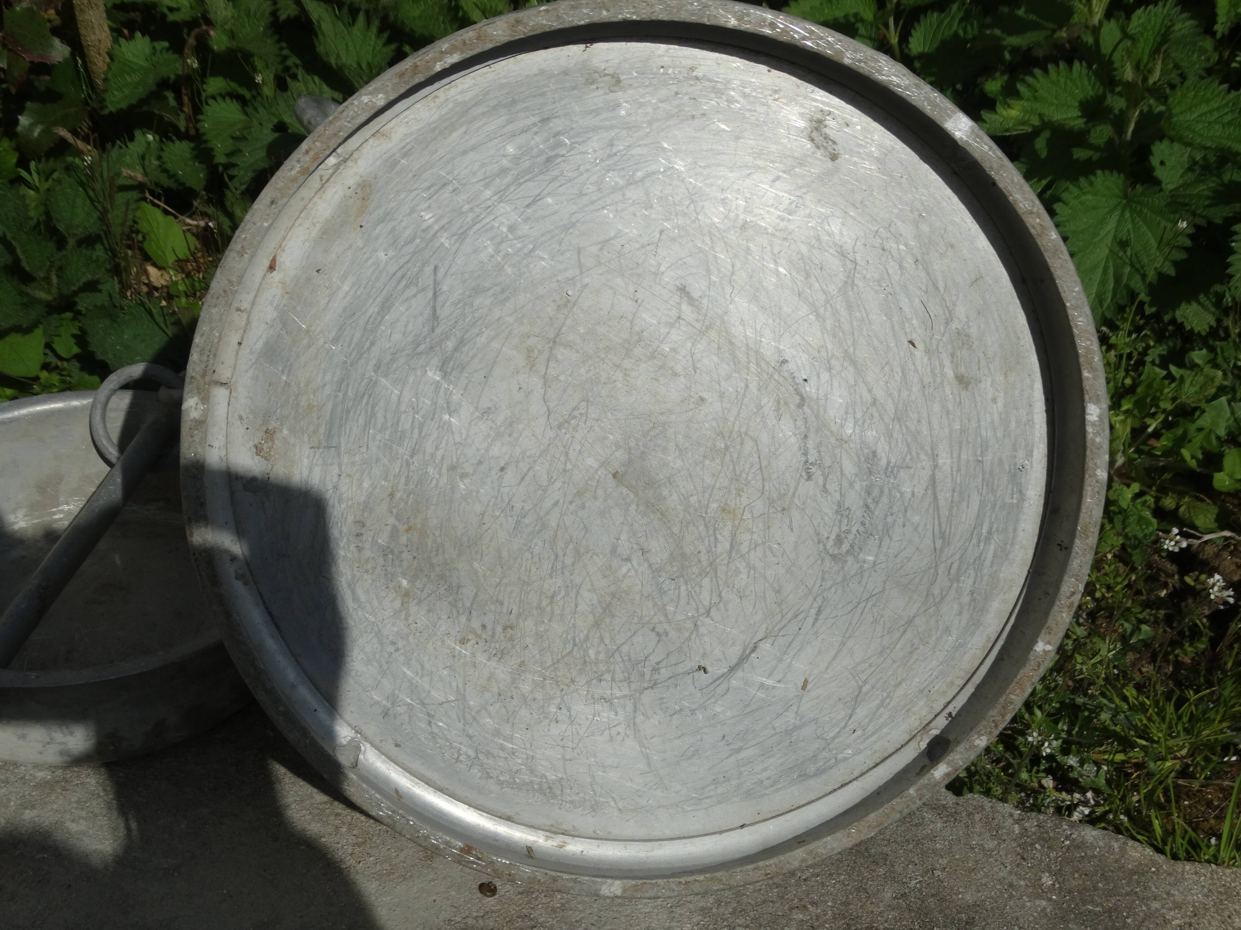 Nestle aluminum milk canister