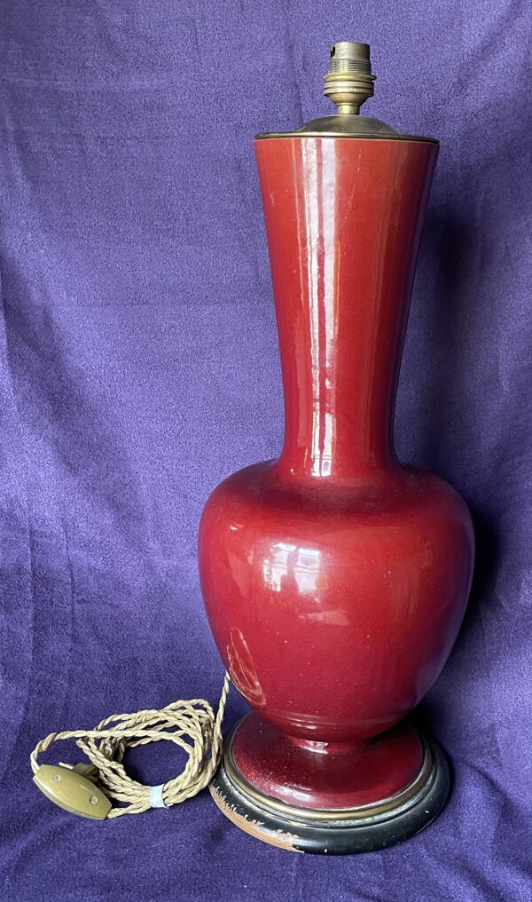 Vase balustre XIXe porcelaine sang de bœuf lampe à poser