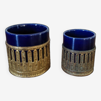 Set of two earthenware and brass pots
