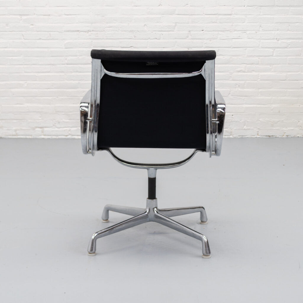 Eames EA208 Soft Pad Chair Herman Miller 1970s