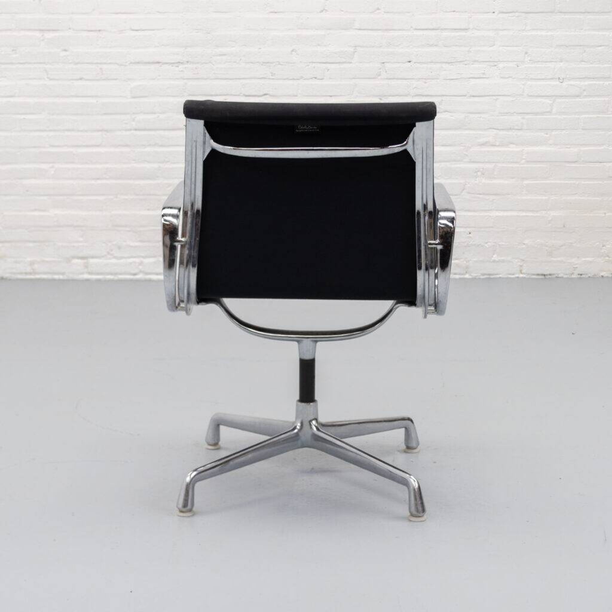 Eames EA208 Soft Pad Chair Herman Miller 1970s