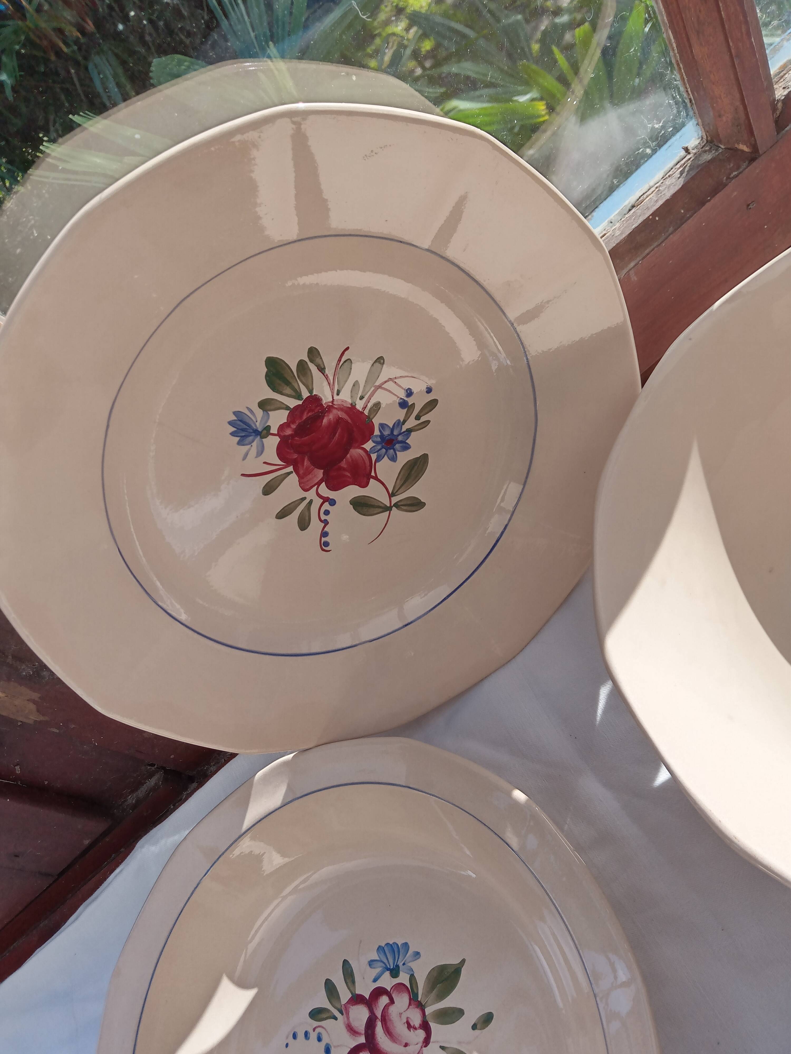 Ensemble de 3 plats et saucière Digoin