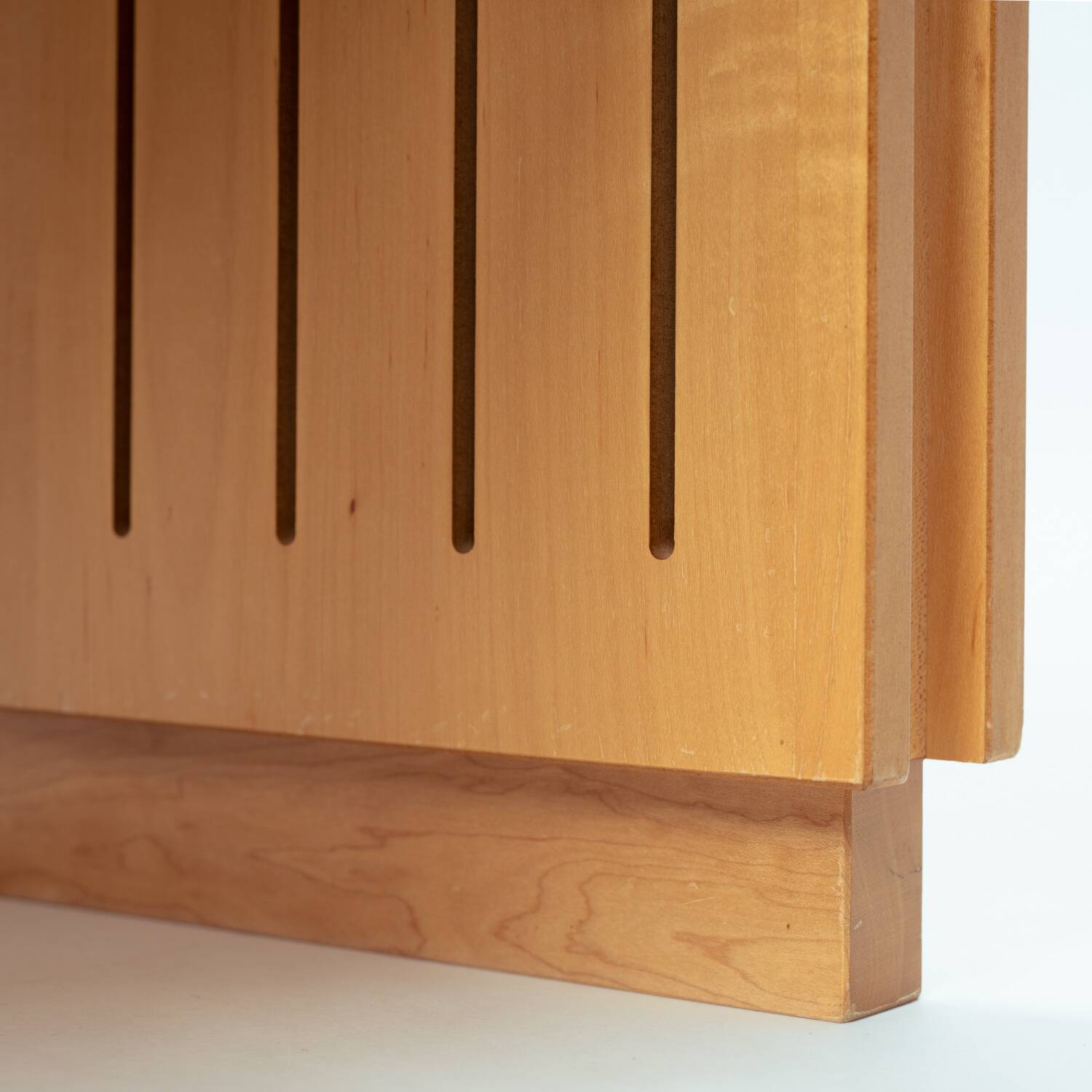 Ruudjan Kokke Dutch design slat bench sidetable, 1980s