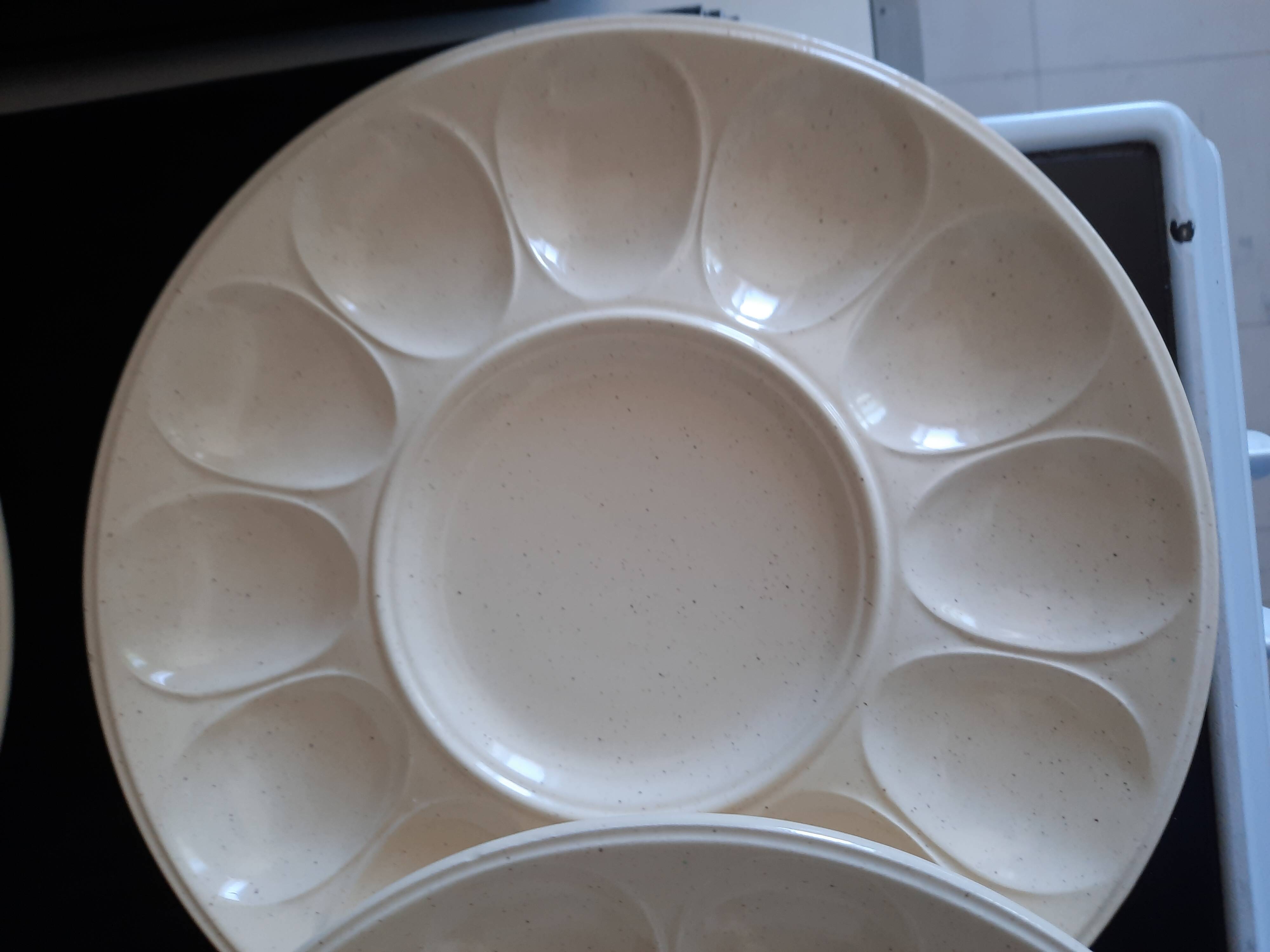 Set of 6 Vintage Mimosa Egg Plates – Speckled Cream Ceramic