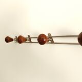 Coat rack with 4 wooden hooks