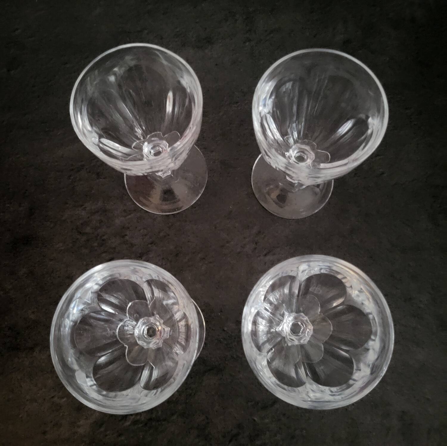 4 button-foot aperitif glasses model Rambouillet Christal d'Arques