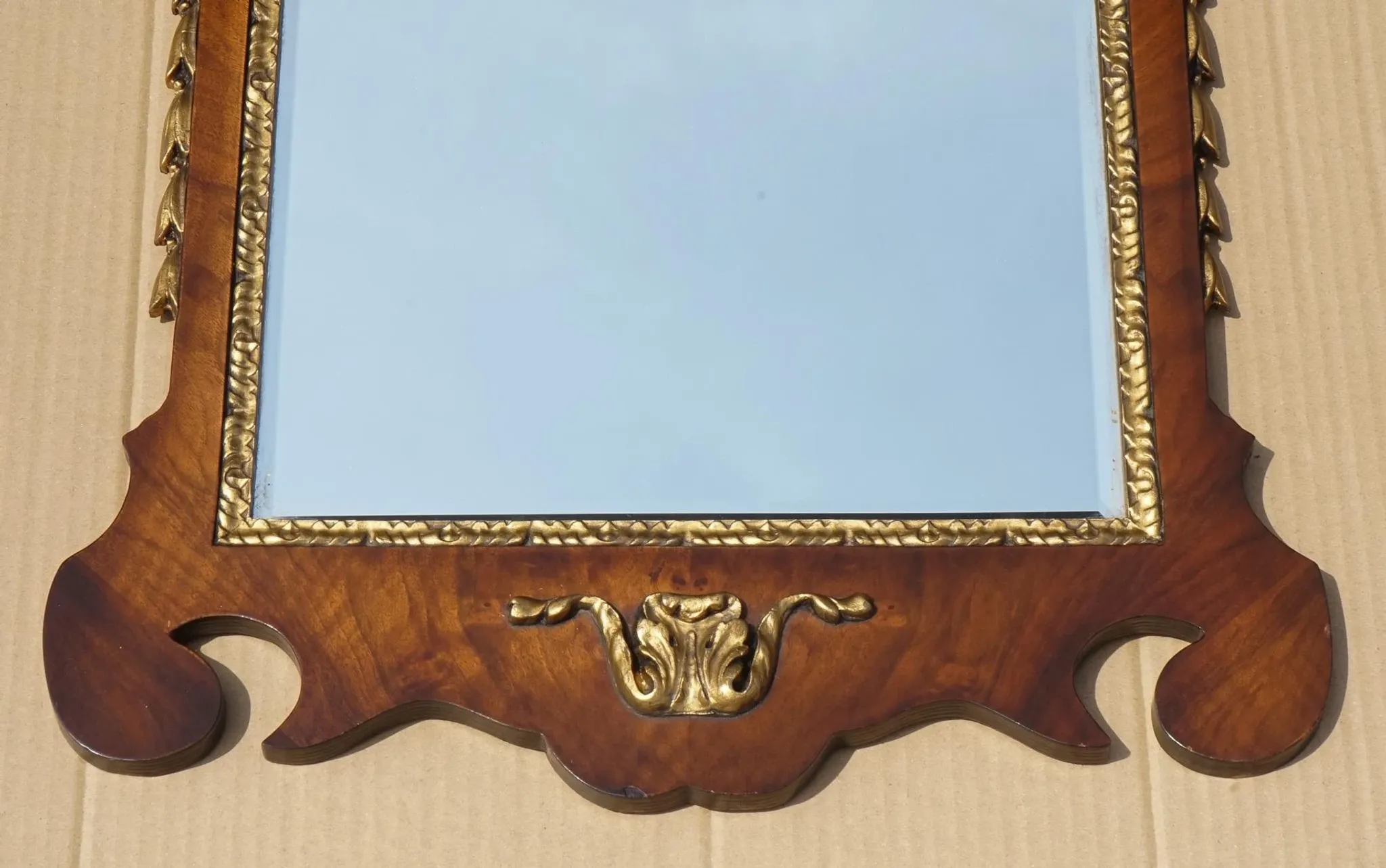 Antique Georgian Style Wall Mirror in Carved and Gilded Walnut