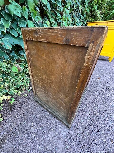 Cabinet - 4 drawer trade furniture with shell handles