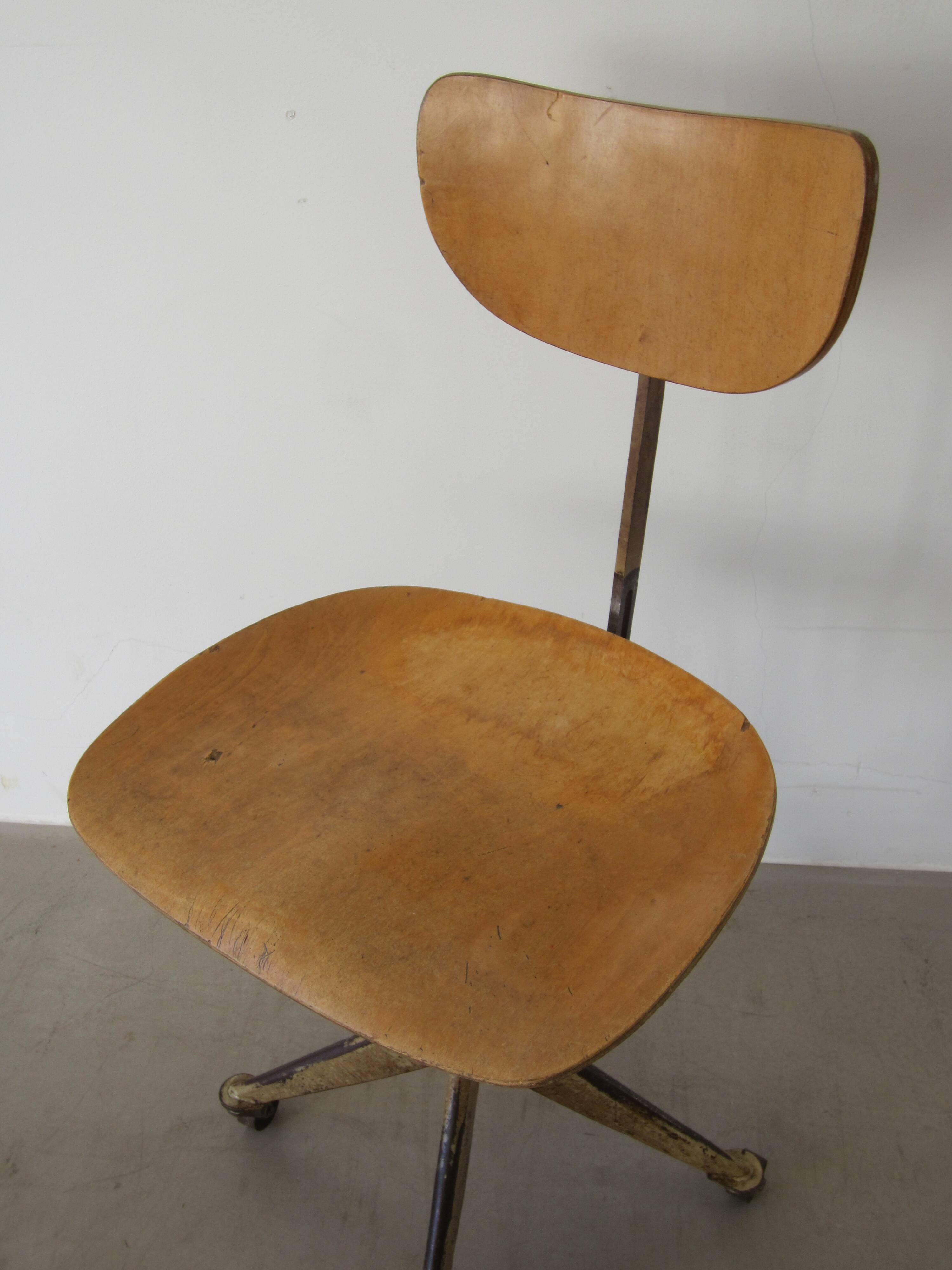 Chaise industrielle scandinave Odelberg & Olson, années 1940