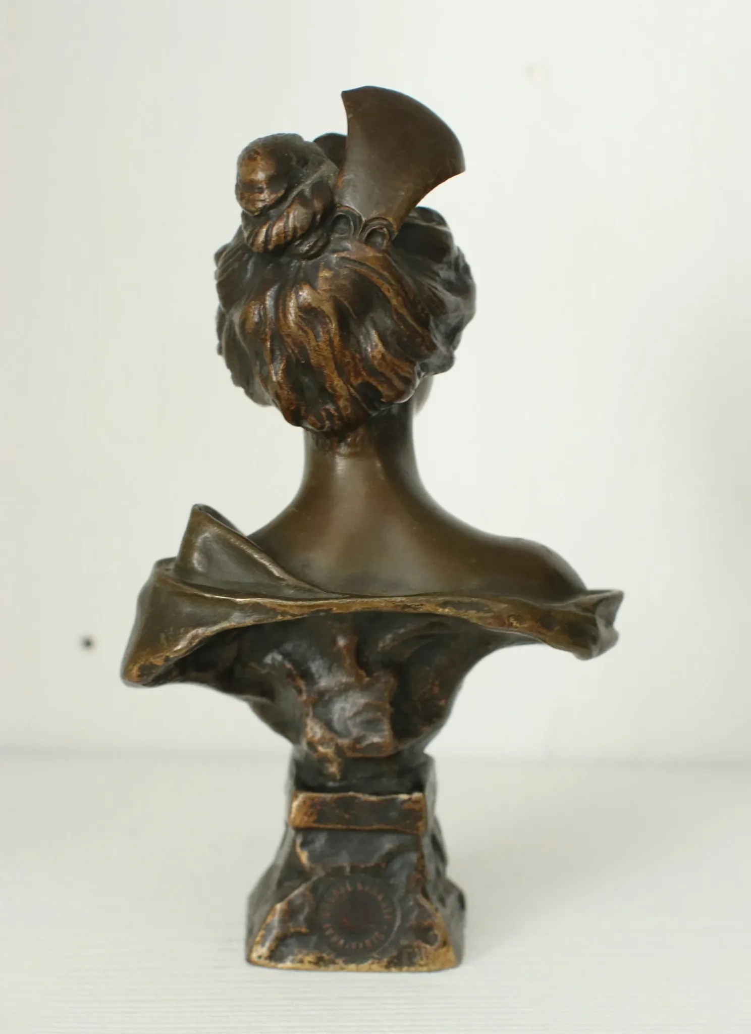 French Art Nouveau bronze bust 'Carmen' by Emmanuel Villanis – circa 1900