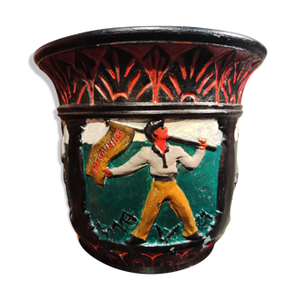 Basque pot cache, 20th century.