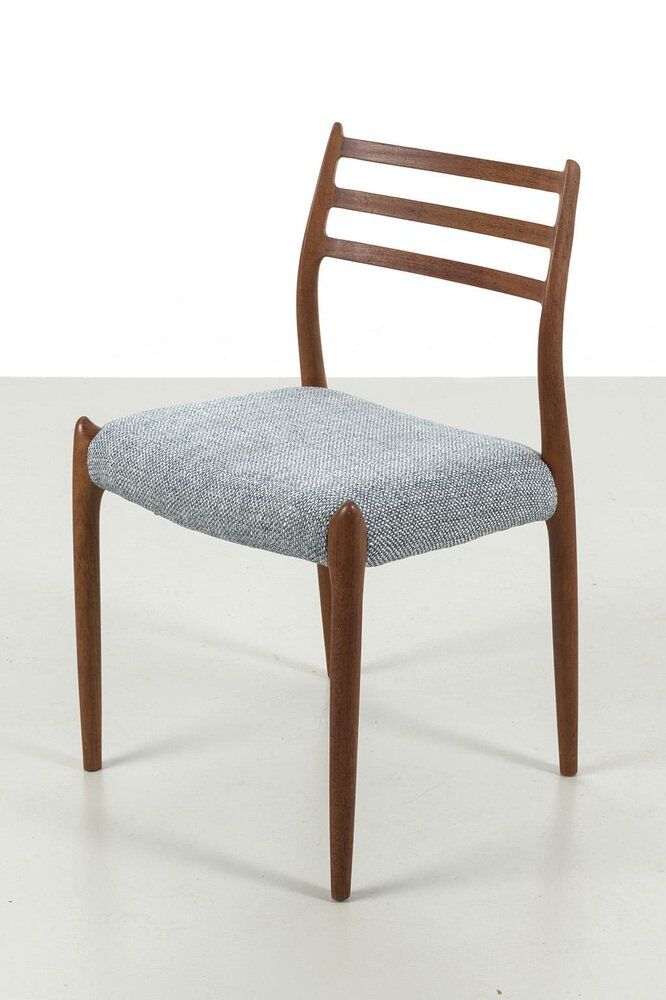Ensemble de chaises Model 78 de Niels Møller