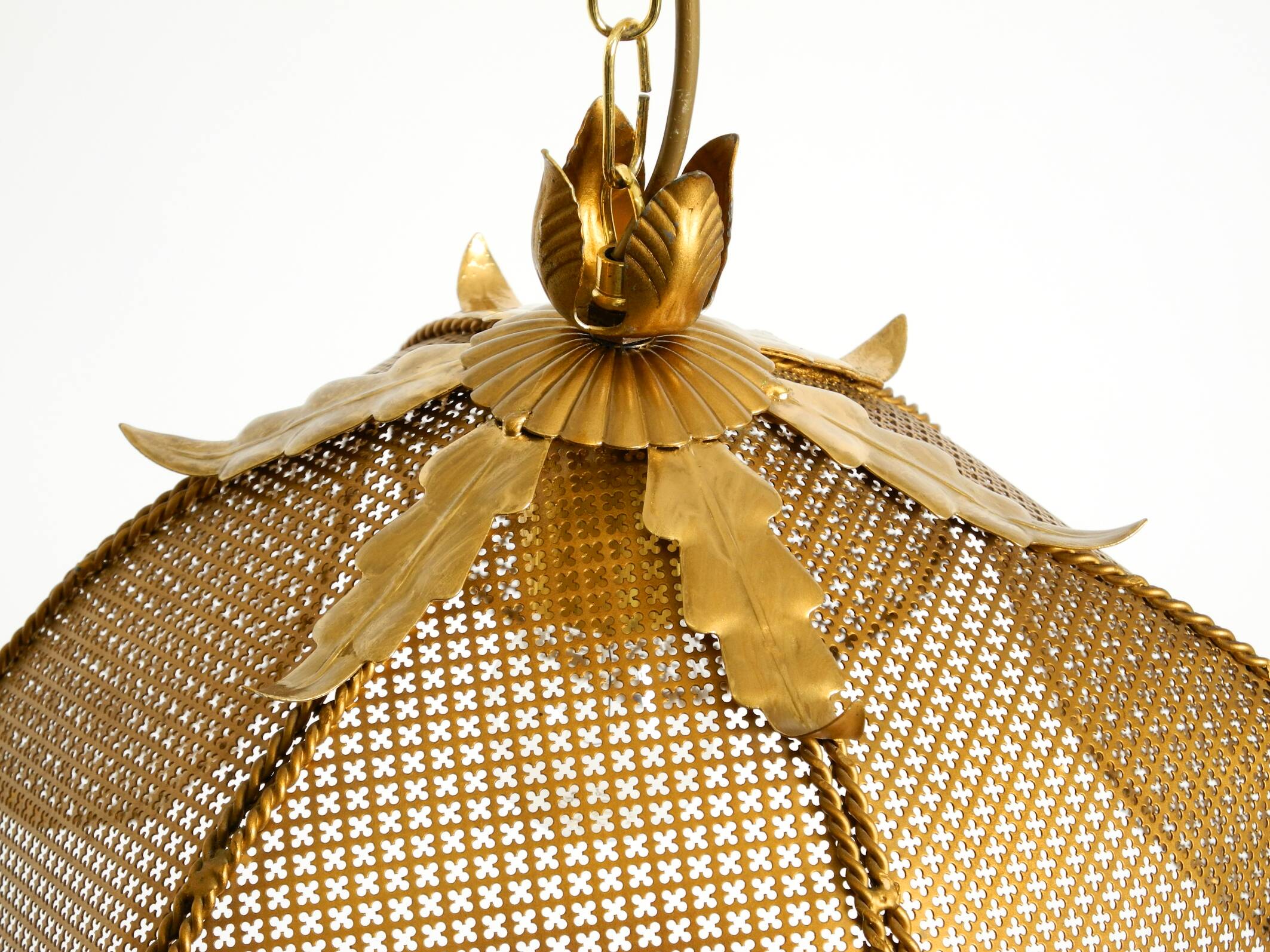 Beautiful rare 1980s Regency floral design brass ceiling lamp