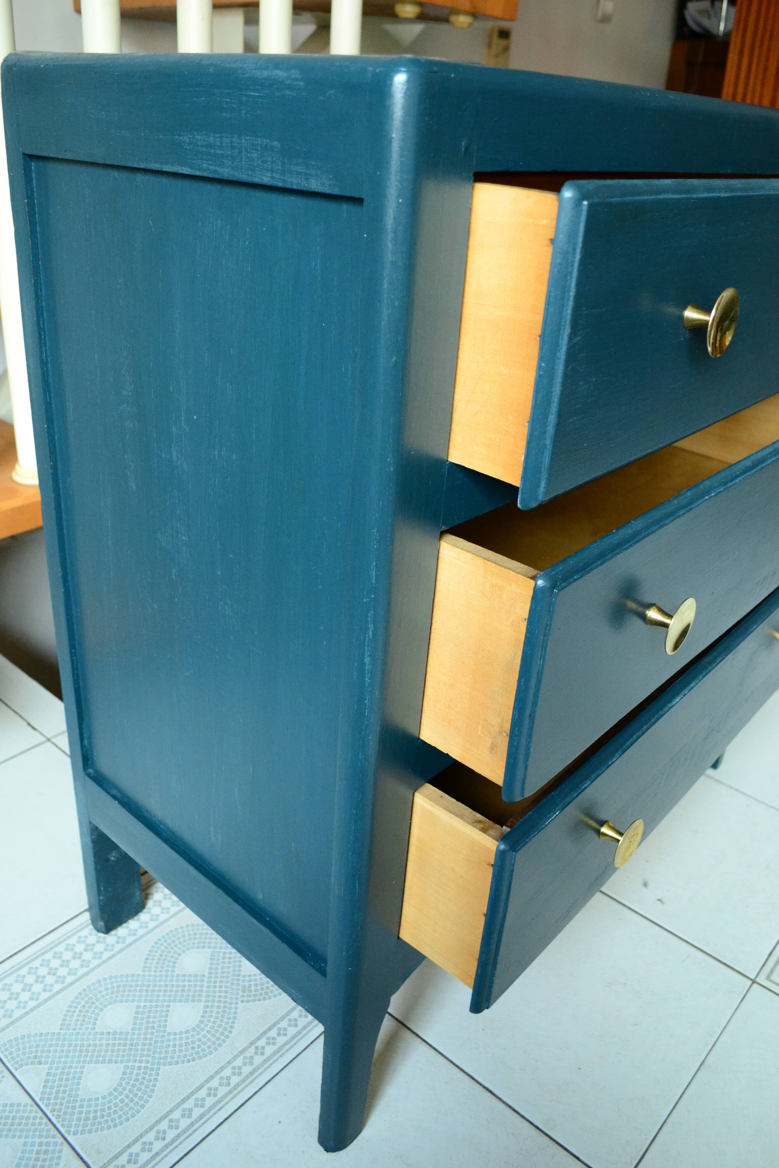 Dresser 60s blue
