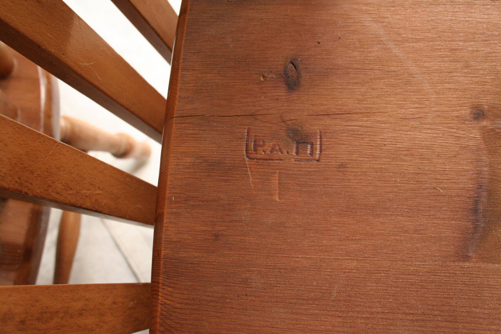 Set of 4 american country model chairs from jdv