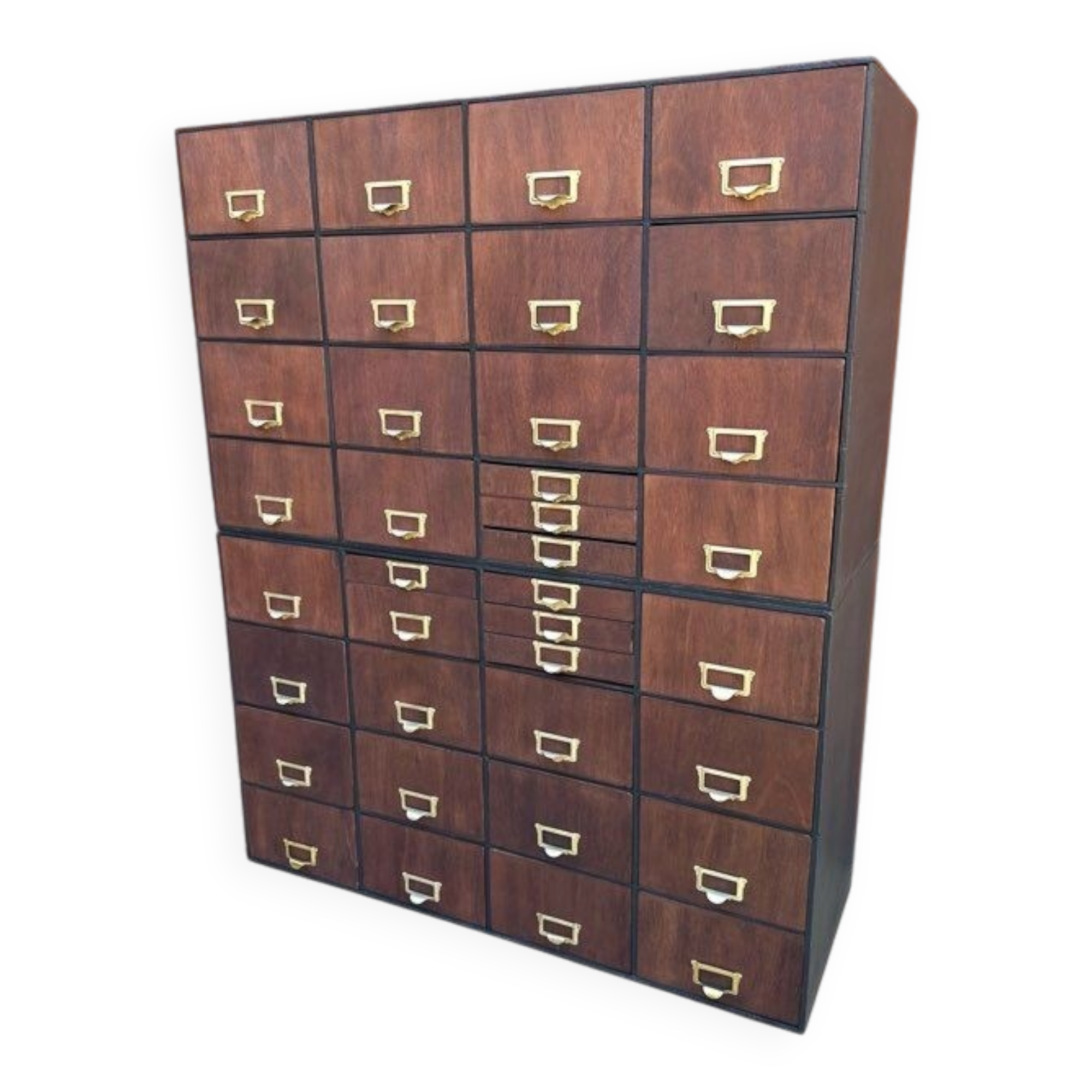 Industrial workbench - 37 drawers