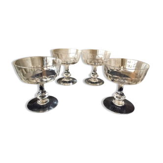 Suite de 4 coupes à champagne en cristal des années 1930 1940