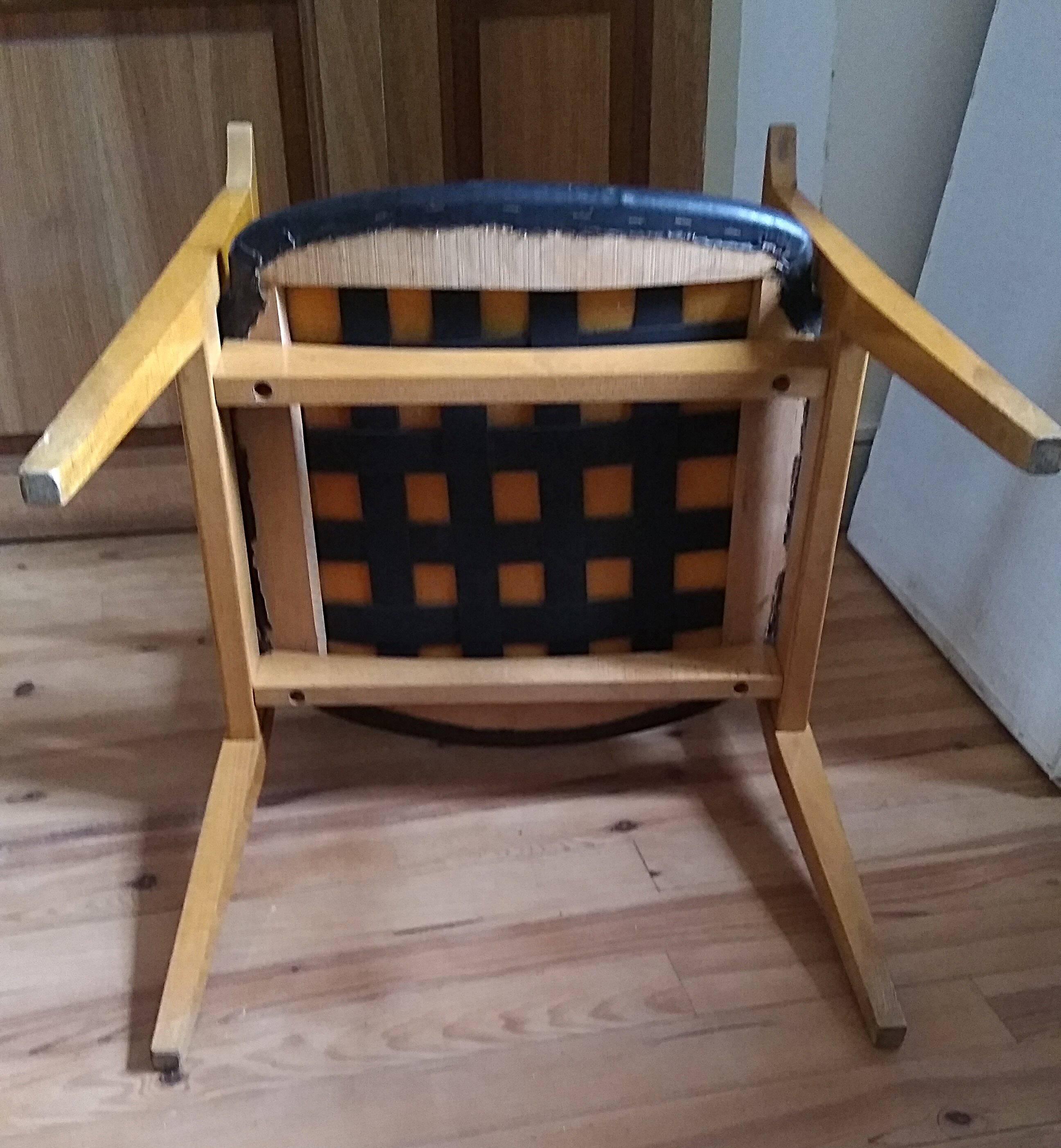 Large Scandinavian office armchair