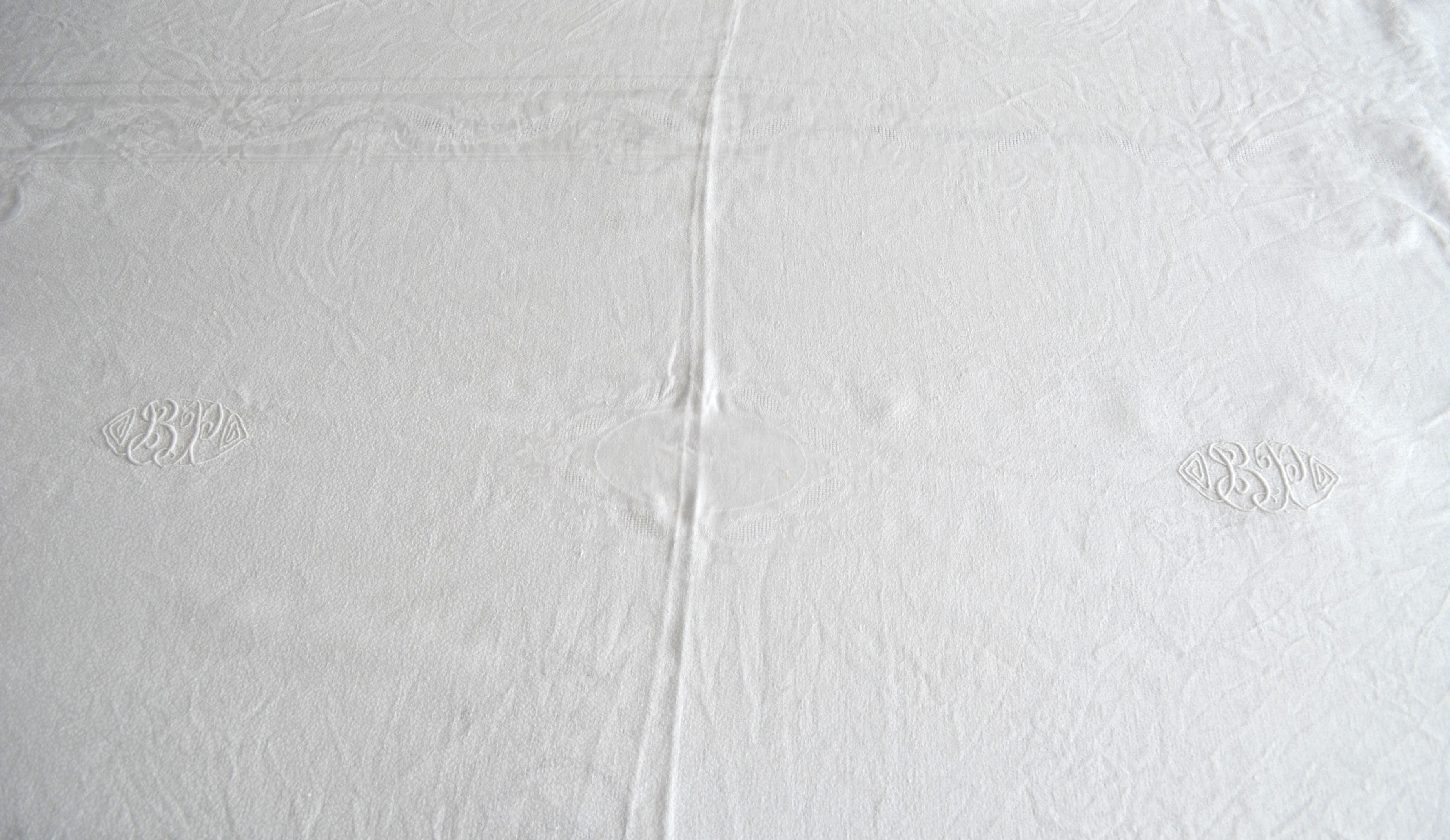 damask cotton tablecloth and towels