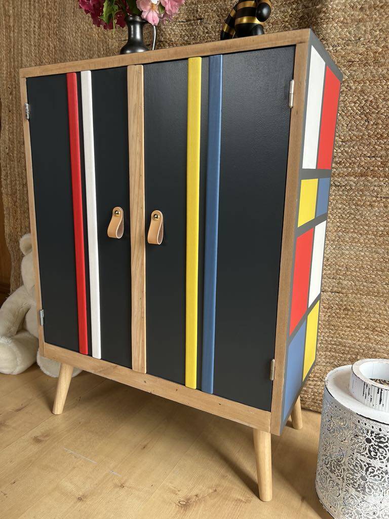 Petit meuble