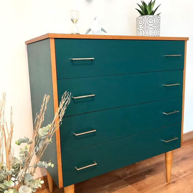 Vintage duck blue commodity