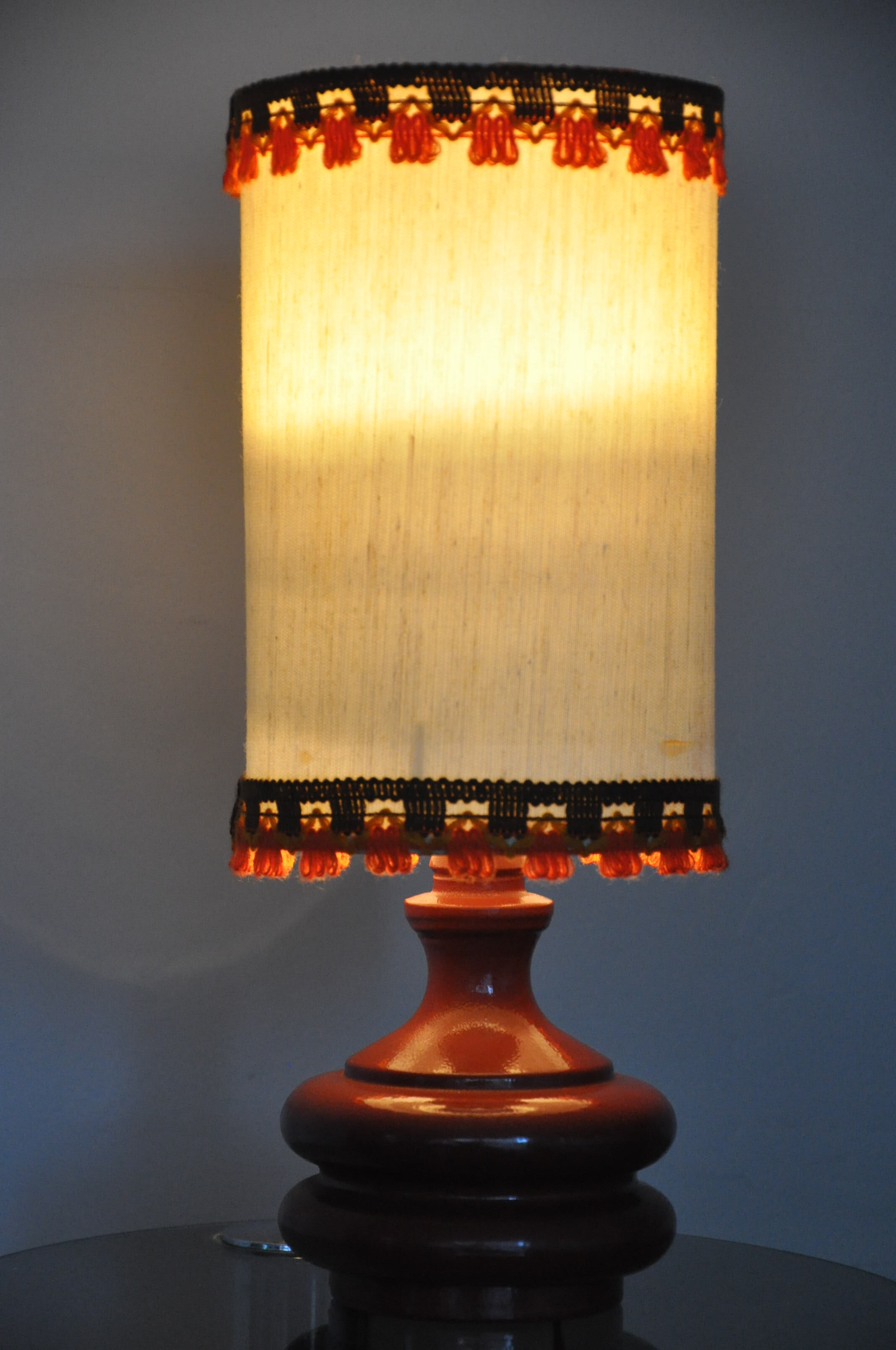 Vintage 70s lamp to lay