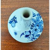 Petit vase / flacon de larmes en Delft bleu