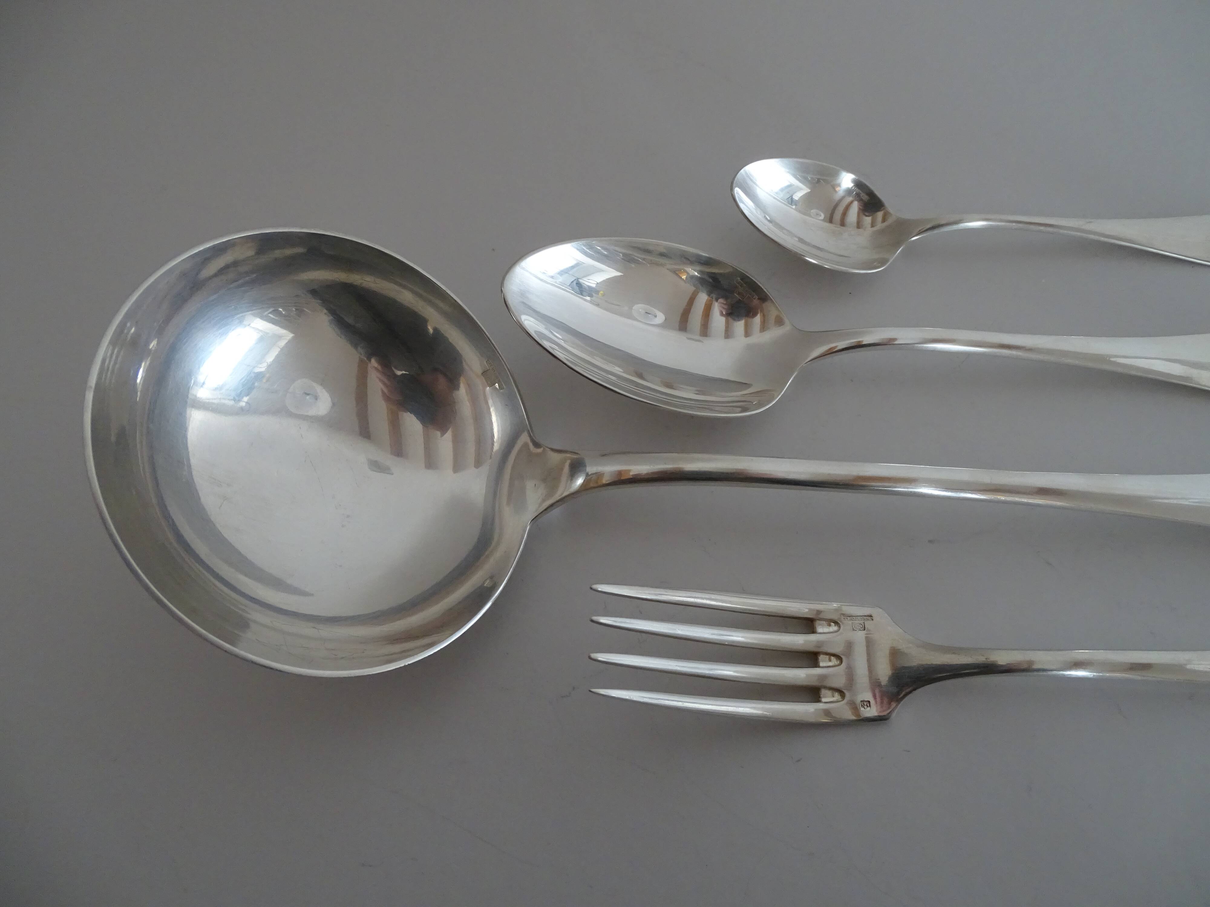 Christofle 37-piece cutlery set in silver-plated metal, fidelio baguette model - 12 people