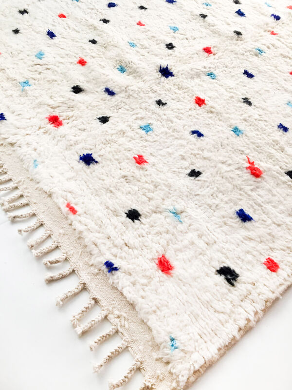 Tapis berbère Beni Ouarain écru à gros pois colorés 300x206cm