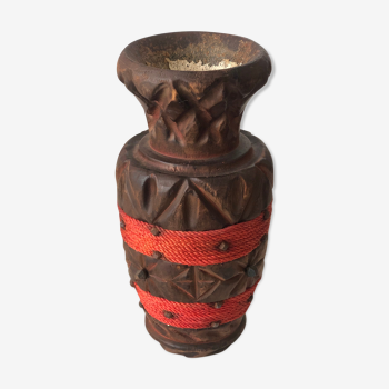 Large Spanish vase carved wood and red rope