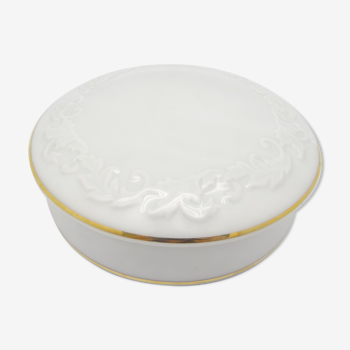 Boite en porcelaine de Sologne blanche et dorée