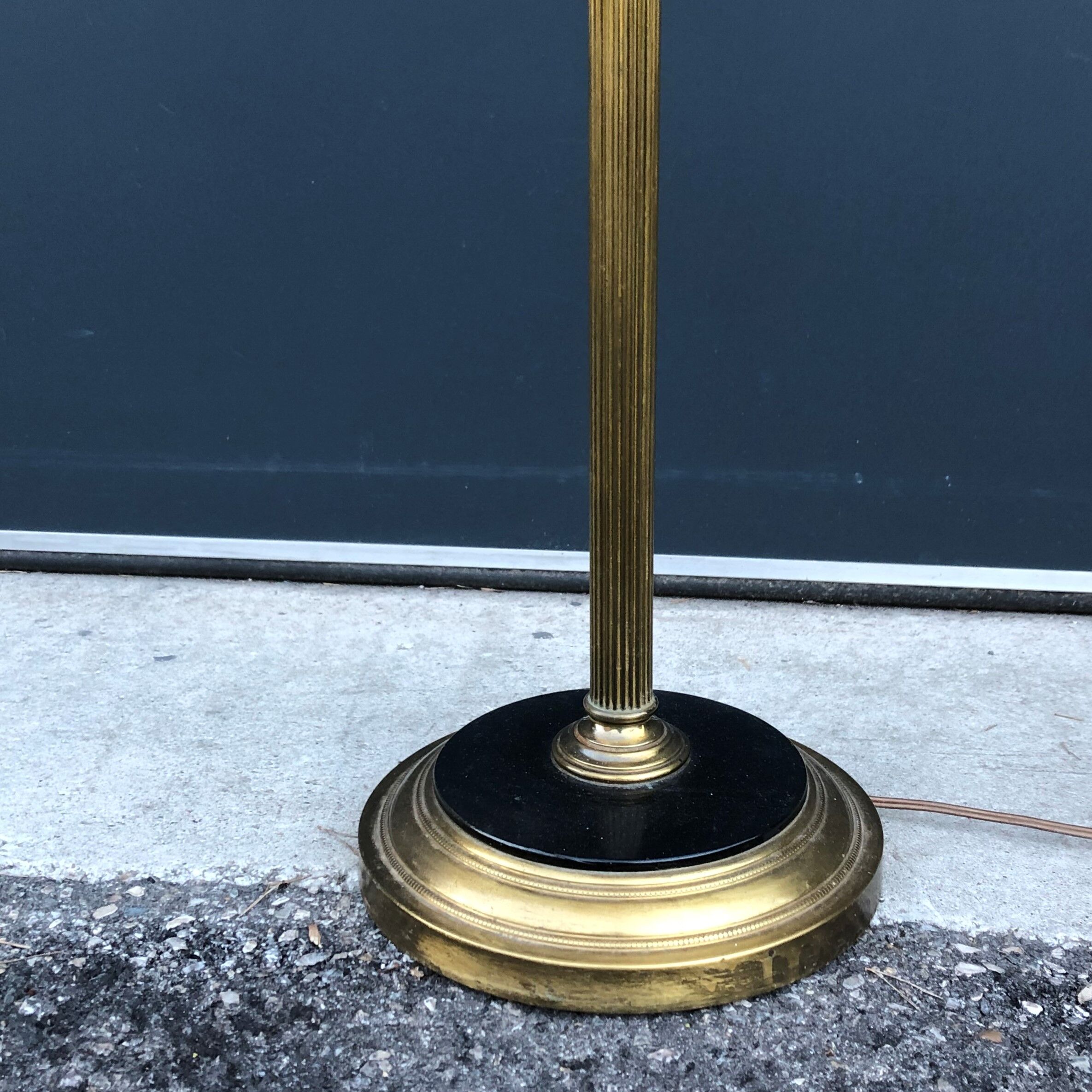 Floor lamp