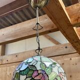 Tiffany-style glass pendant light