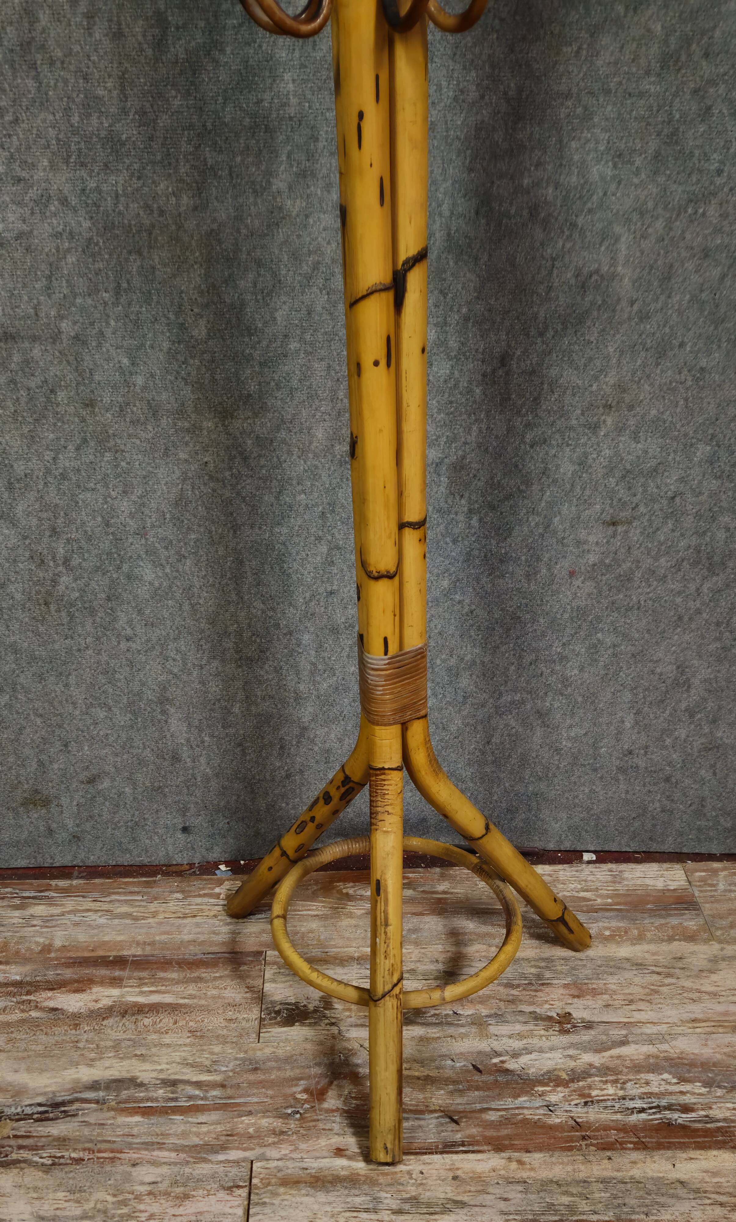 Antique bamboo and rattan coat rack, artistic work from the late 19th century.